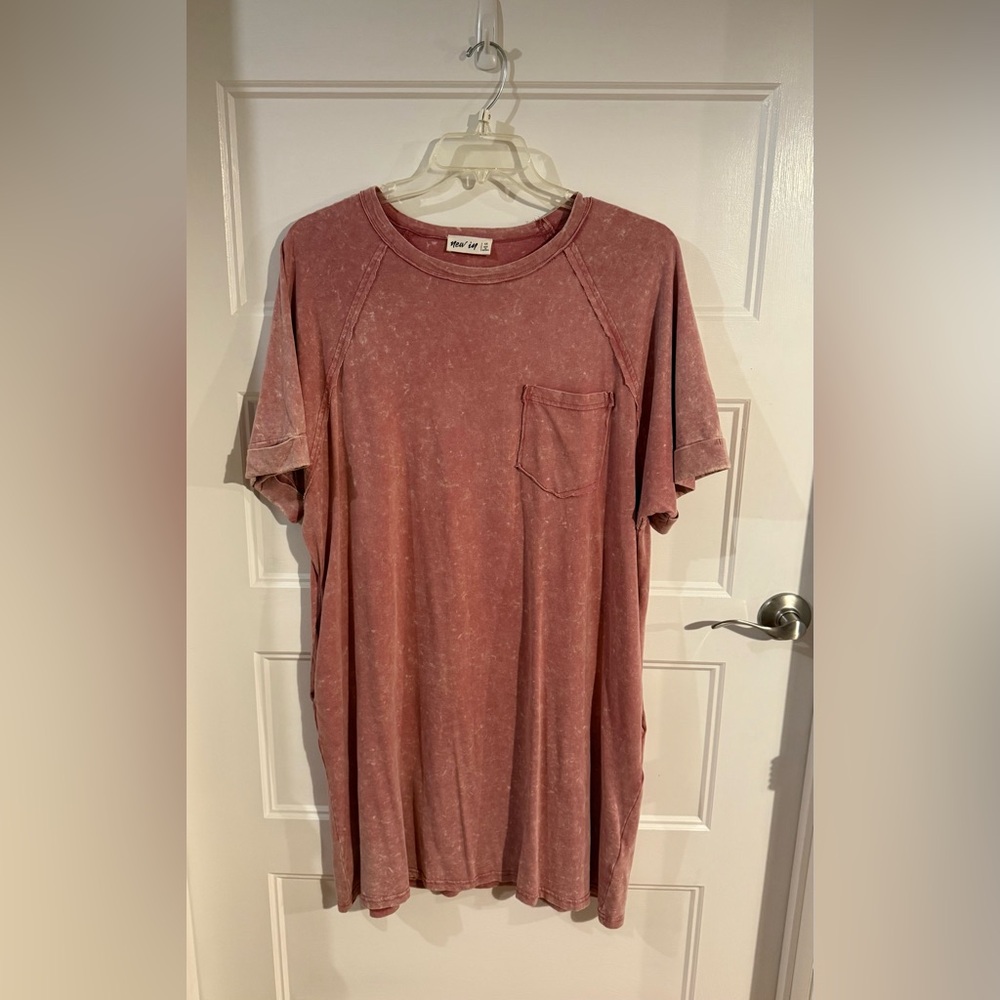 New In Distressed T Shirt Dress - 1X - Distressed details- Pockets - Pink